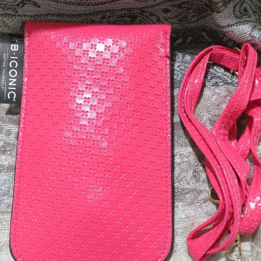 BOGO B. ICONIC CROSSBODY SATCHEL CLUTCH IPHONE SIZE CARRIER WALLET NWT